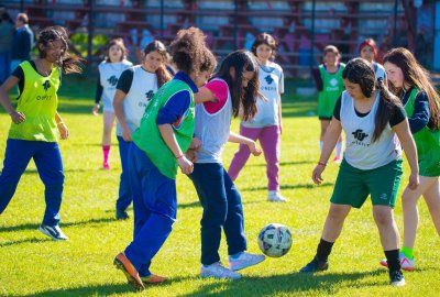 Clínicas Deportivas en cinco colegios de San Antonio